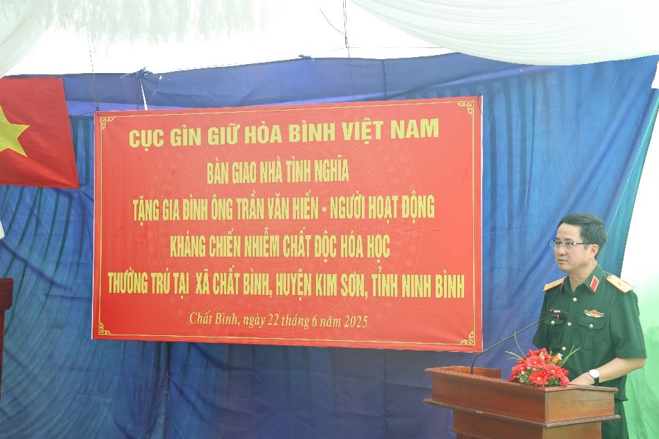 Vững bước ra thế giới, gắn bó với quê hương: Người lính gìn giữ hòa bình trở về thắp lửa nghĩa tình trên đất mẹ Ninh Bình